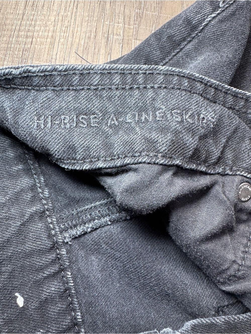 American Eagle Hi-Rise A-Line Black Denim Button Front Mini Skirt Size 0 - Picture 8 of 13